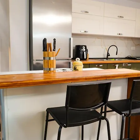 N'baz Apartment, * 골렘